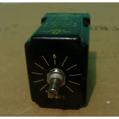 STRUTHERS DUNN SOLID STATE TIMER RELAY A45-010A