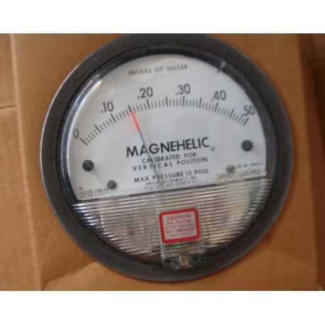 DWYER 2000-0 SERIES 2000 MAGNEHELIC DIFFERENTIAL GAUGE