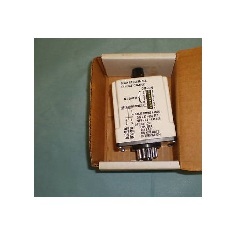 YORK PET-1481A TIME DELAY RELAY 0.3 S SECONDS TO 2.2 HOURS